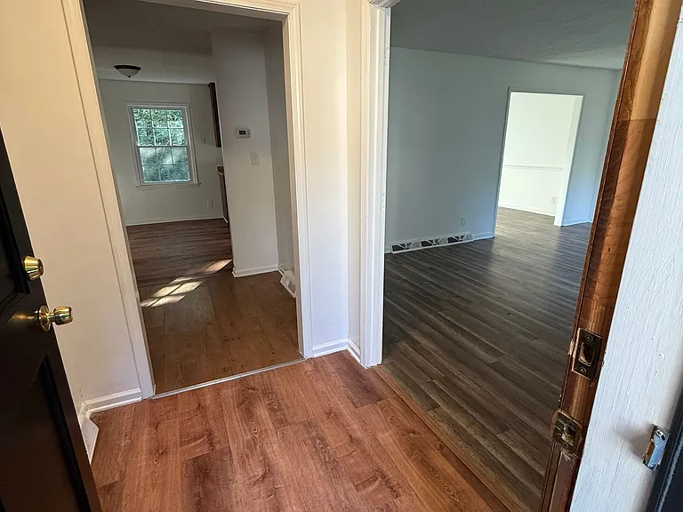 3 Stonewood Ct — Photo 2