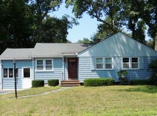 39 Harold St, Sharon, MA 02067