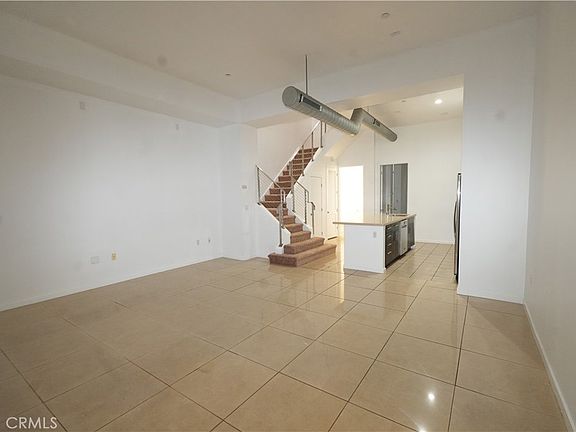 2nd image of 133 The Promenade N #N-115