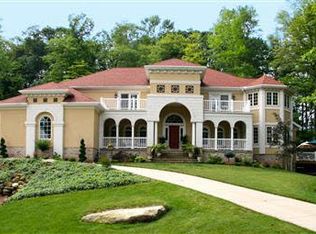 4606 Barnsleigh Dr, Akron, OH 44333