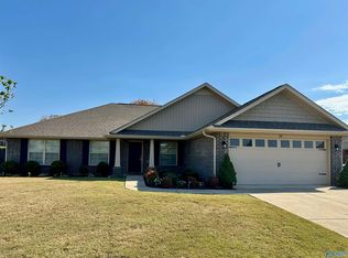 514 Summer Cove Cir NW, Madison, AL 35757