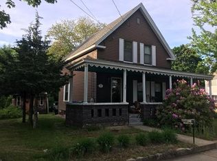 34 Florence St, Leominster, MA 01453