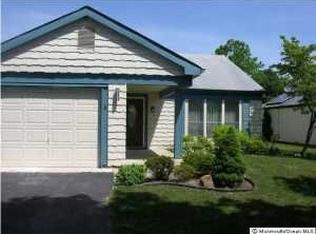 102 Buckingham Rd, Whiting, NJ 08759