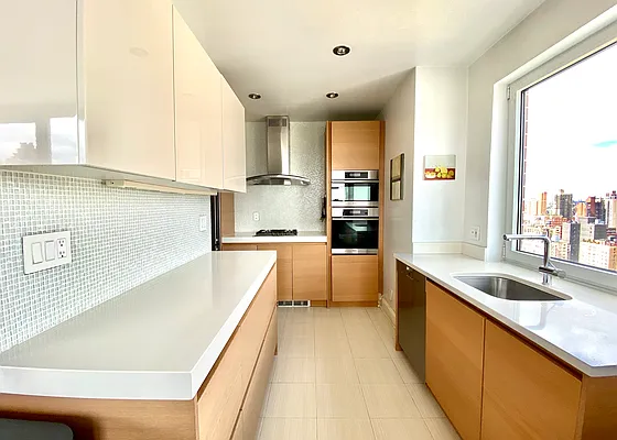 Sold by Keller Williams NYC | media 8