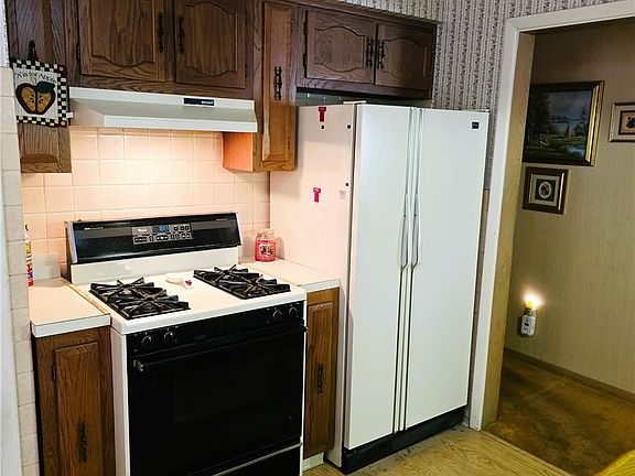 3rd image of 8201 Manorford Dr