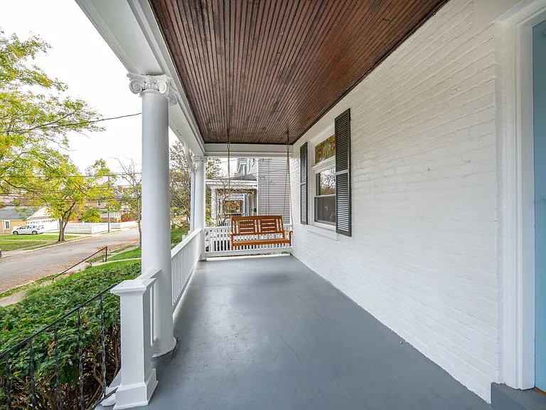 2737 Arbor Ave — Photo 4