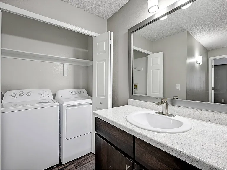 Summit Riverside — Photo 31