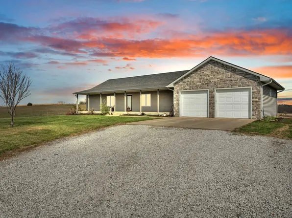 4920 NW Landon Rd, Topeka, KS 66618