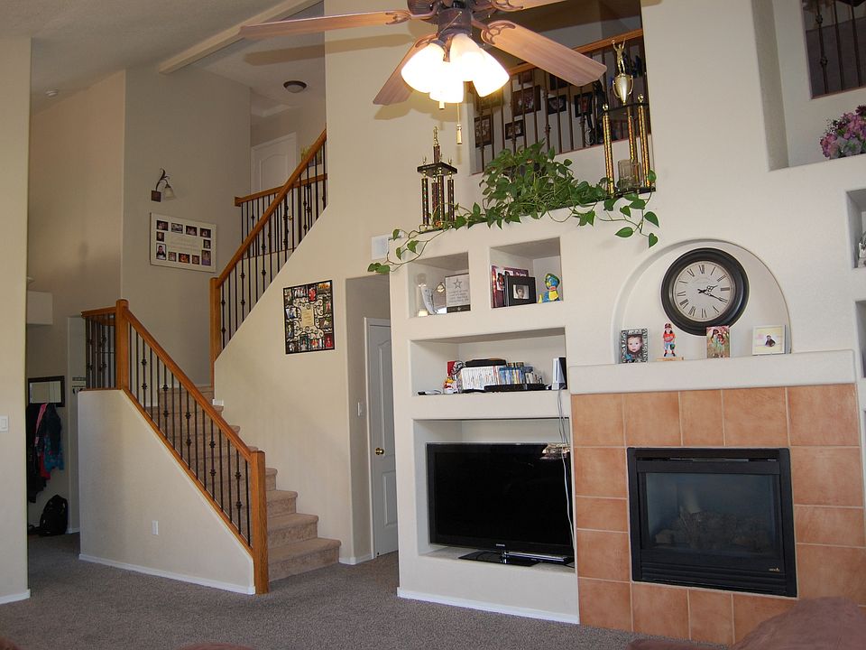 2nd image of 7463 Sidewinder Dr NE