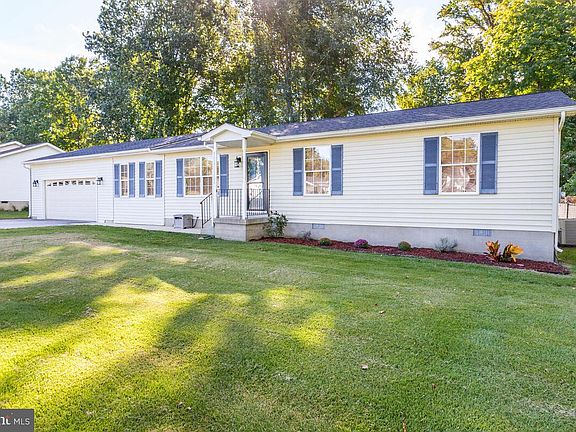 2nd image of 35775 Army Navy Dr