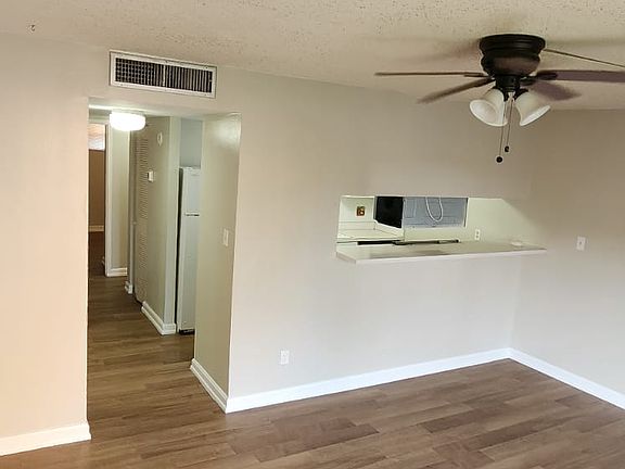 3rd image of 5820 N Church Ave Unit 314