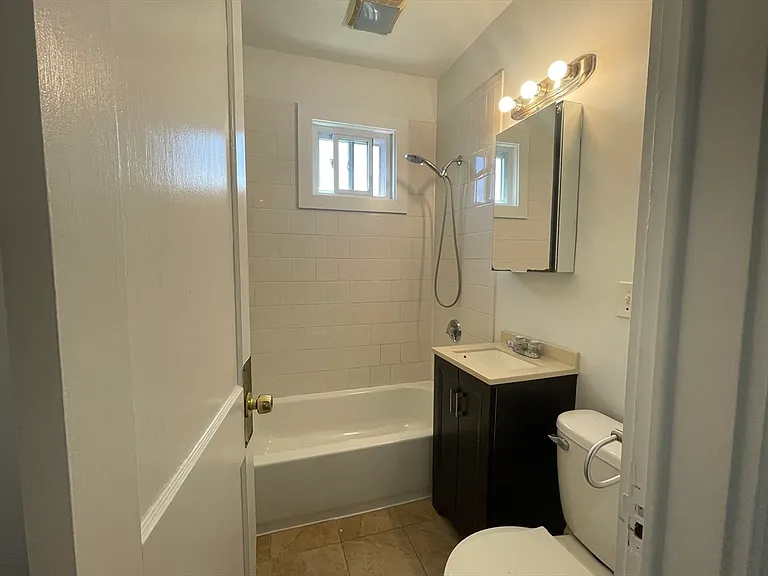 200 Reservation Rd #3 — Photo 29