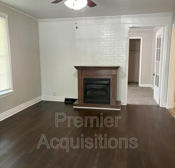 2108 Fernwood Pl — Photo 3
