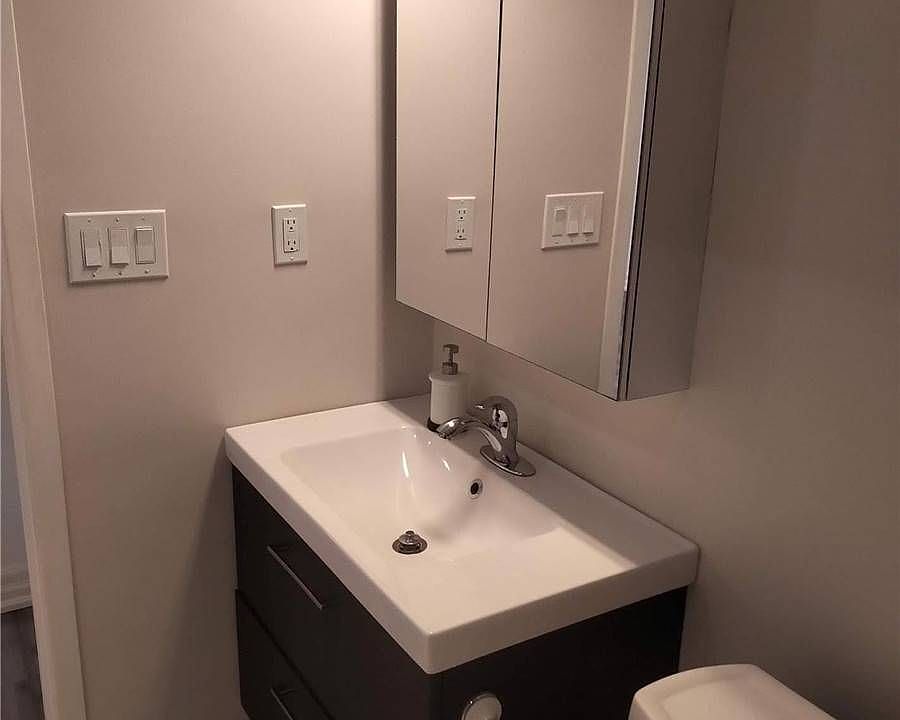 2nd image of 282 Beta St #B