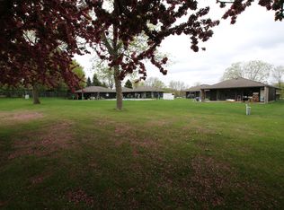 1650 Country Club Dr UNIT 2, Okoboji, IA 51355