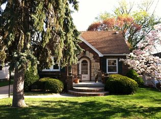 2420 W Sherman Ave, West Peoria, IL