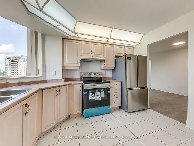 5418 Yonge St #1805 — Photo 25