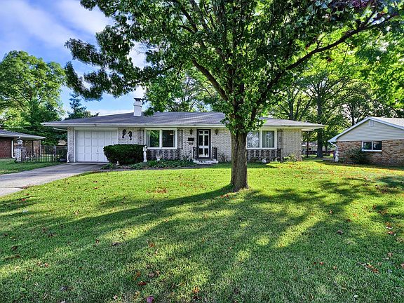2nd image of 4421 Chantel Dr