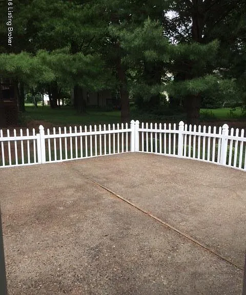 11026 Fairway Pointe Dr — Photo 17
