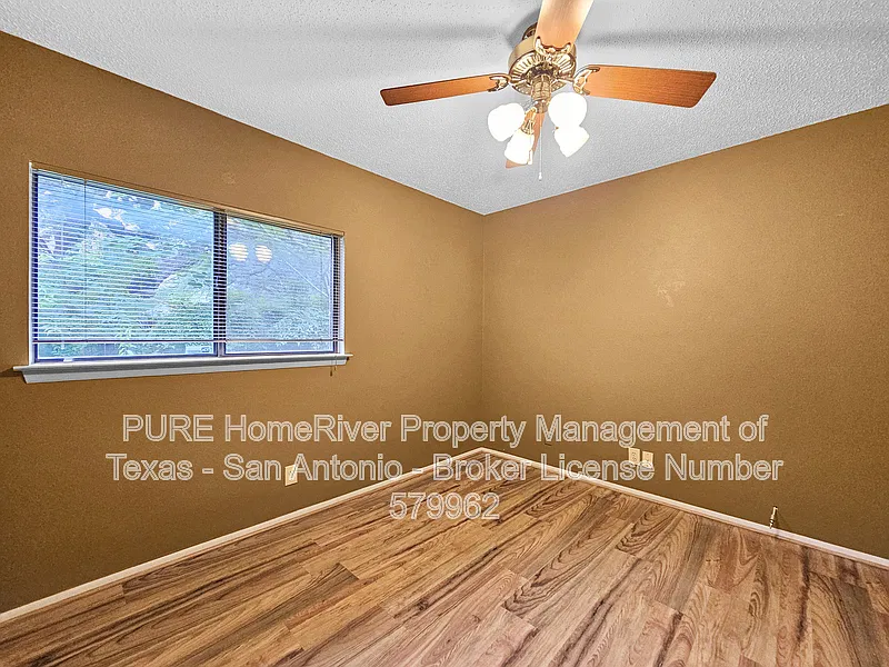 3 bed, 2.0 bath, 1343 sqft, $1,625 — Photo 4