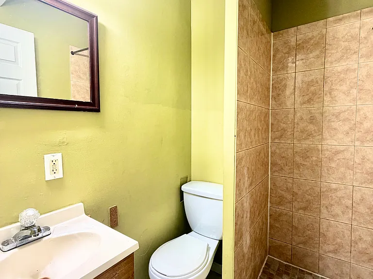 1131 N Gilmor St #2 — Photo 15