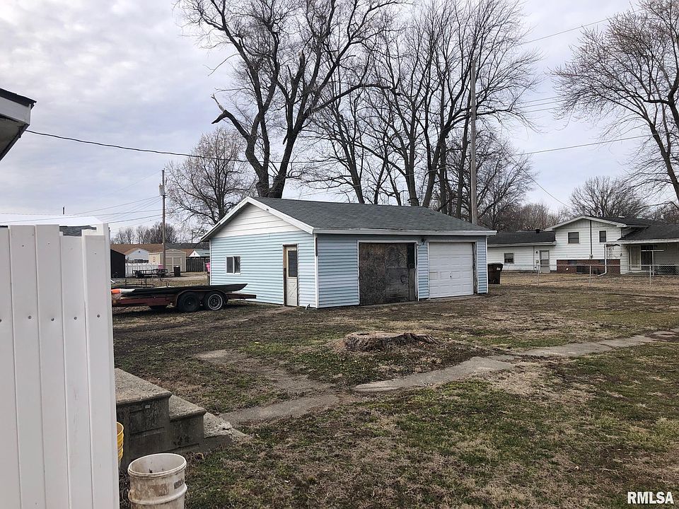 218 Hickory St, Kincaid, IL 62540 Zillow