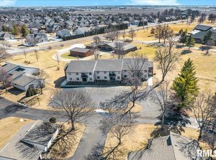 2223 Veterans Rd UNIT 21, Morton, IL 61550