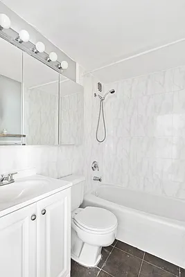 Rented by Compass | media 14