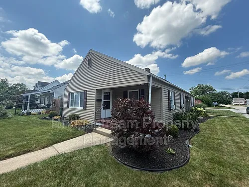 1102 S Crawford St Photo 1