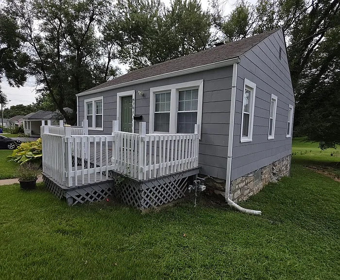 9701 Brooklane St — Photo 3