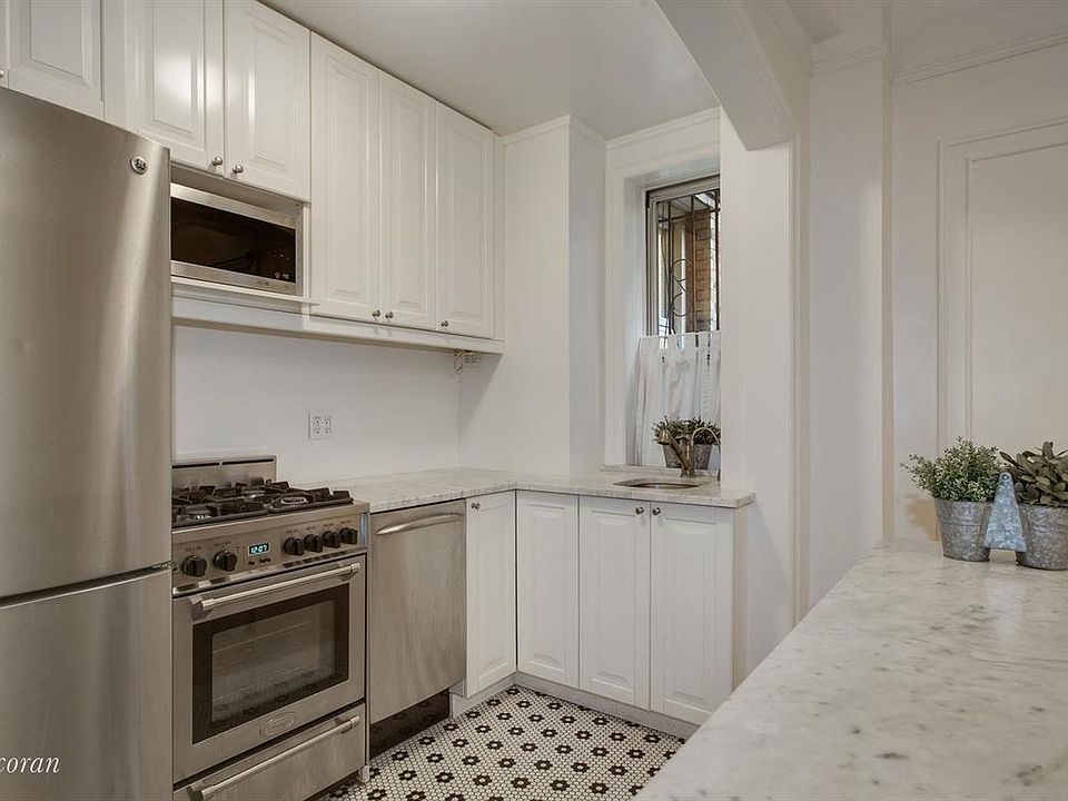 1st image of 139 W 82nd St #1A