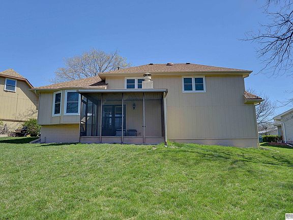 2nd image of 15229 Douglas Cir