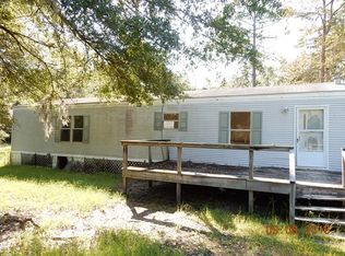 127 Old Bryson Farm Rd, Waverly, GA 31565