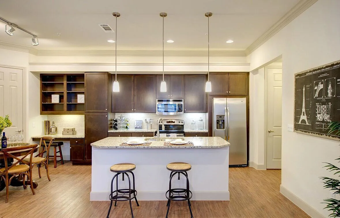 Lakeside Villas at Cinco Ranch — Photo 1