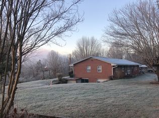 245 N Windy Ridge Rd, Marshall, NC 28753