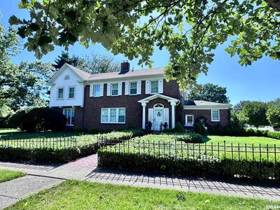 404 S Edwards St, Macomb, IL, 61455