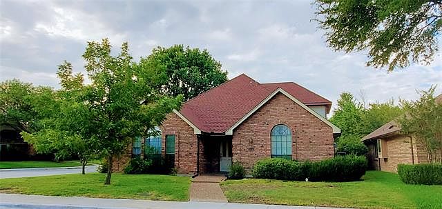 1st image of 164 Highland Meadow Cir