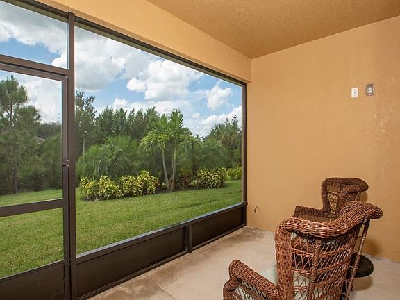 5th image of 3433 Wild Banyan Way