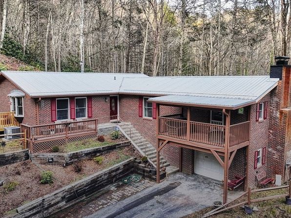 913 Winterberry Trl