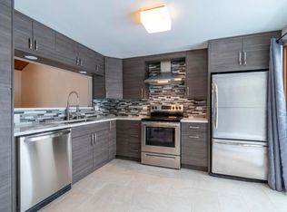 1143 Western Ave, Northbrook, IL