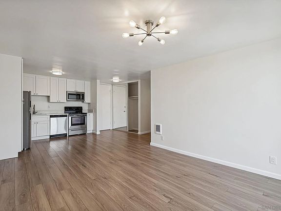 5th image of 3050 Rue D'orleans #433