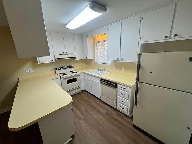 835 W Home Ave #D — Photo 1