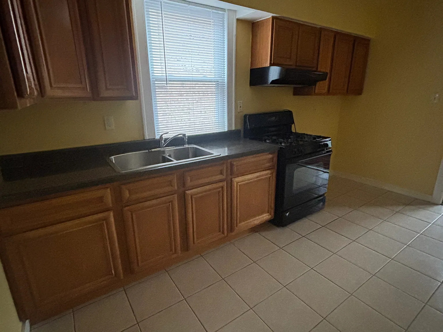2 bed, $1,700 — Photo 2