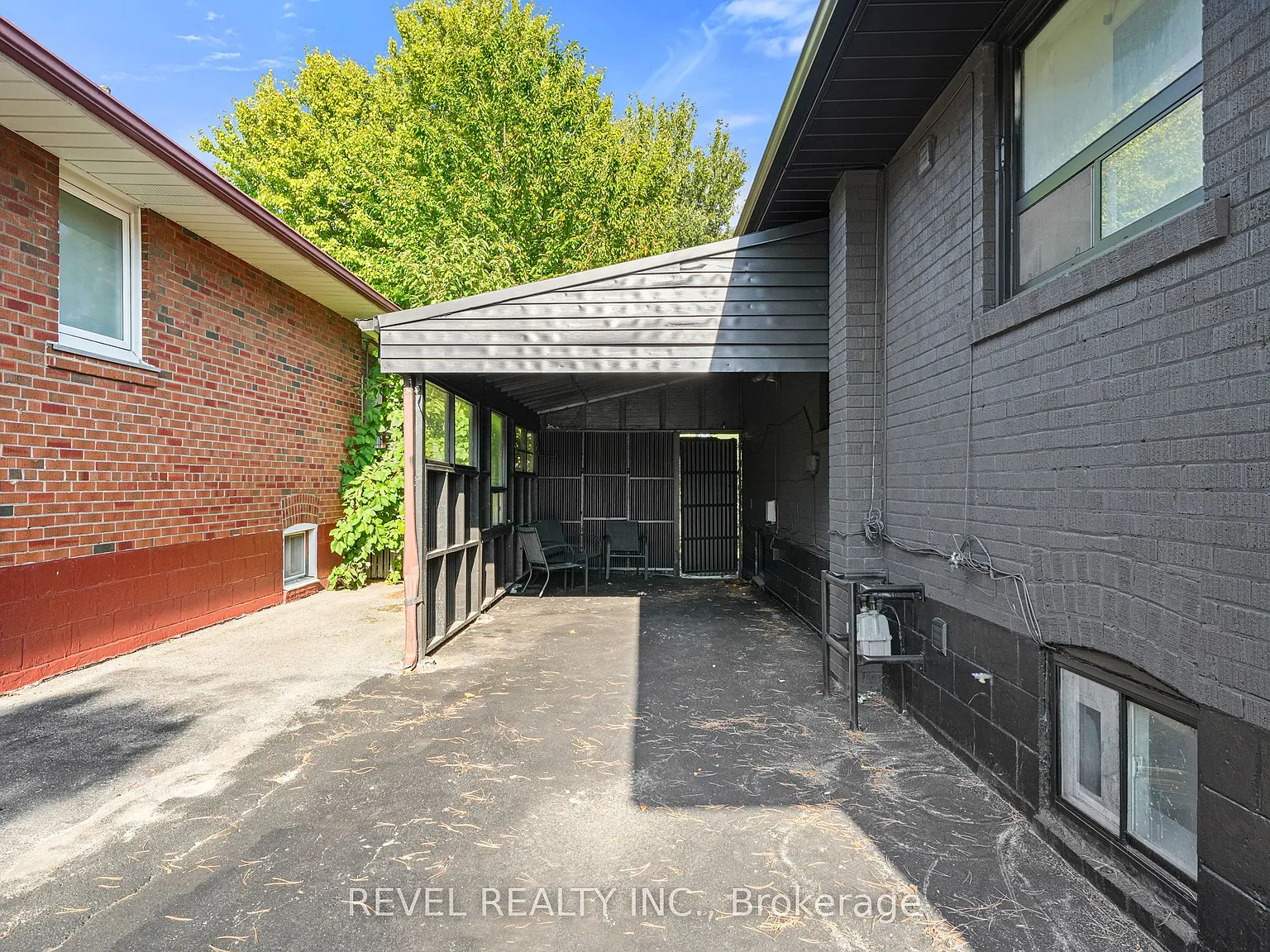 3 bed, $2,000 — Photo 4