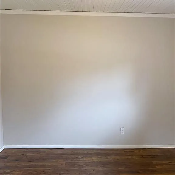 34 Eureka St — Photo 10