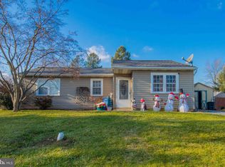 110 Crystal Dr, Wrightsville, PA 17368