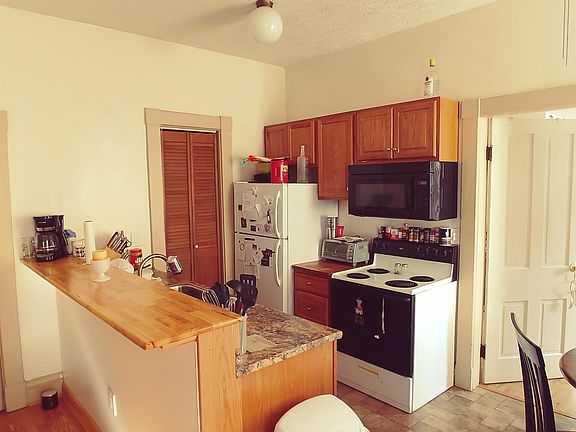 5th image of 2358 Ohio Ave #2
