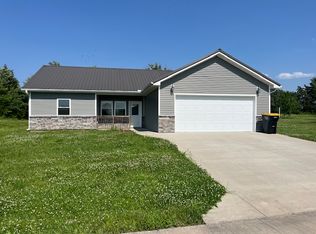 7016 Alelco Dr, Fulton, MO 65251