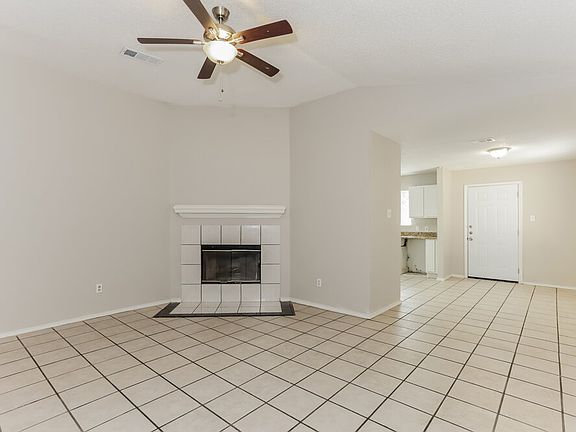 4th image of 4530 Lizzy Dr