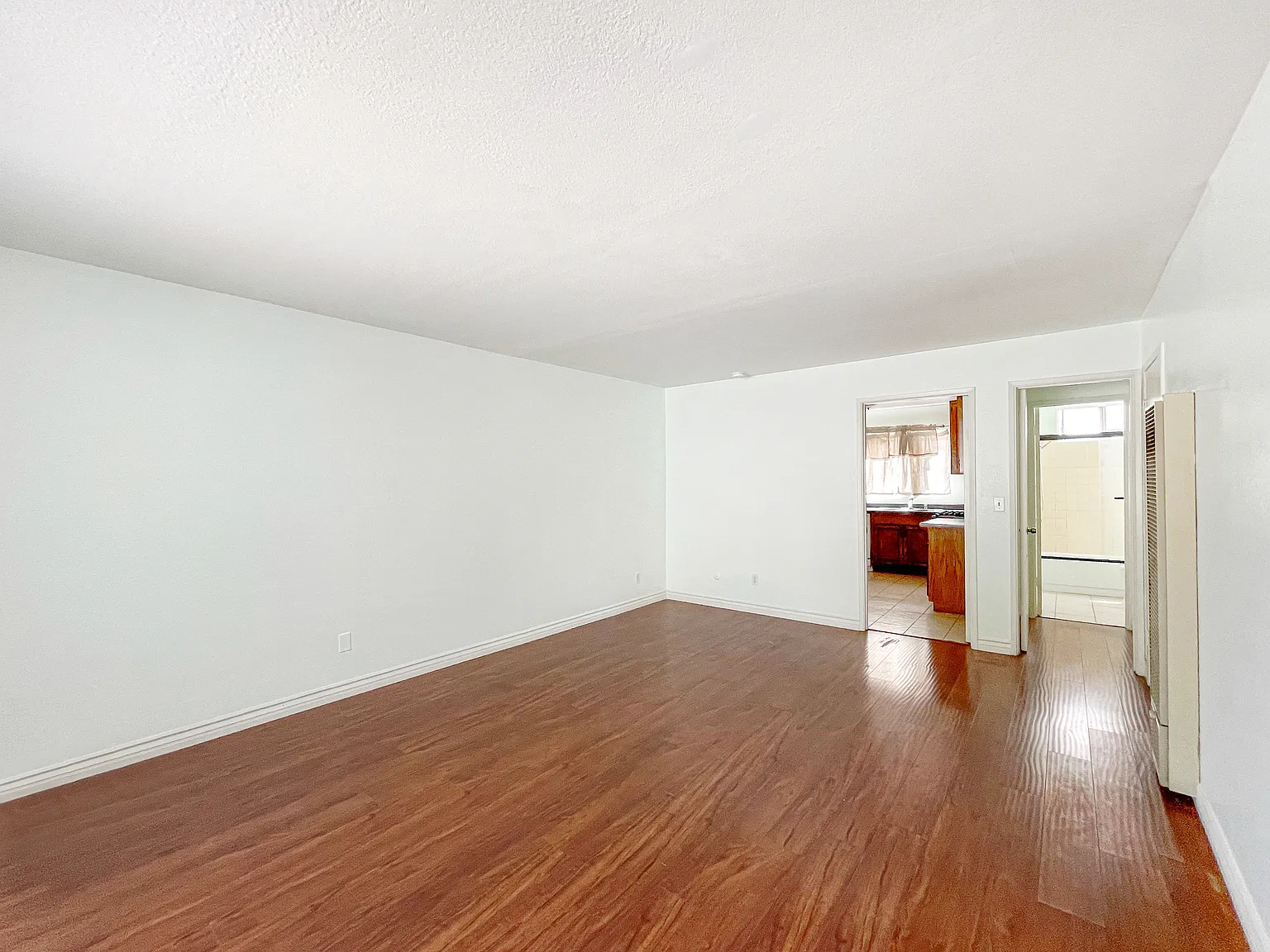Studio, 535 sqft, $1,600 — Photo 2
